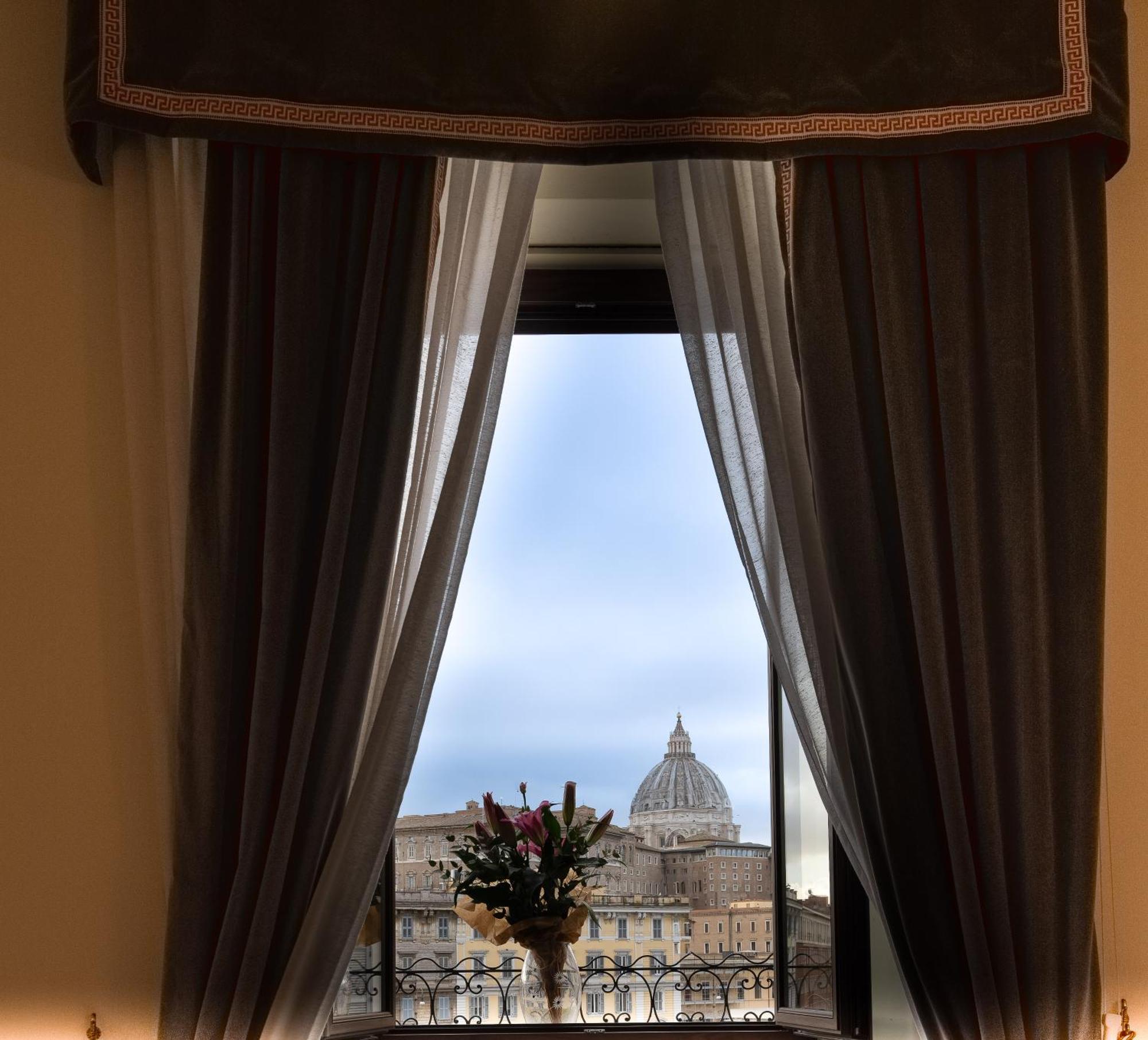 Le Cupoline Rome